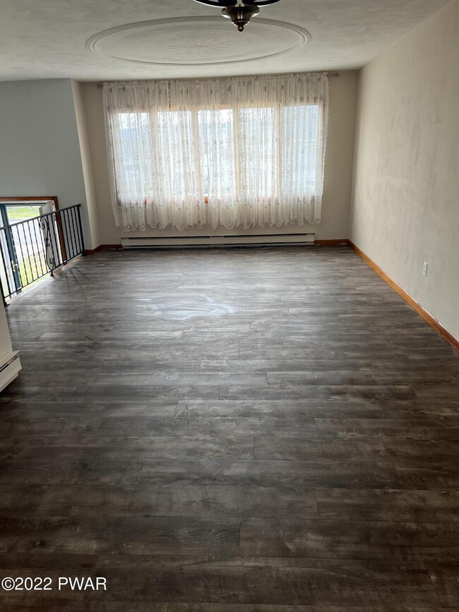 3241 Cedar Ave, Scranton, PA 18505 - photo 5