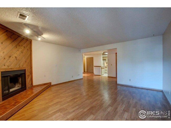 2992 Shadow Creek Dr unit 212, Boulder, CO 80303 - photo 5