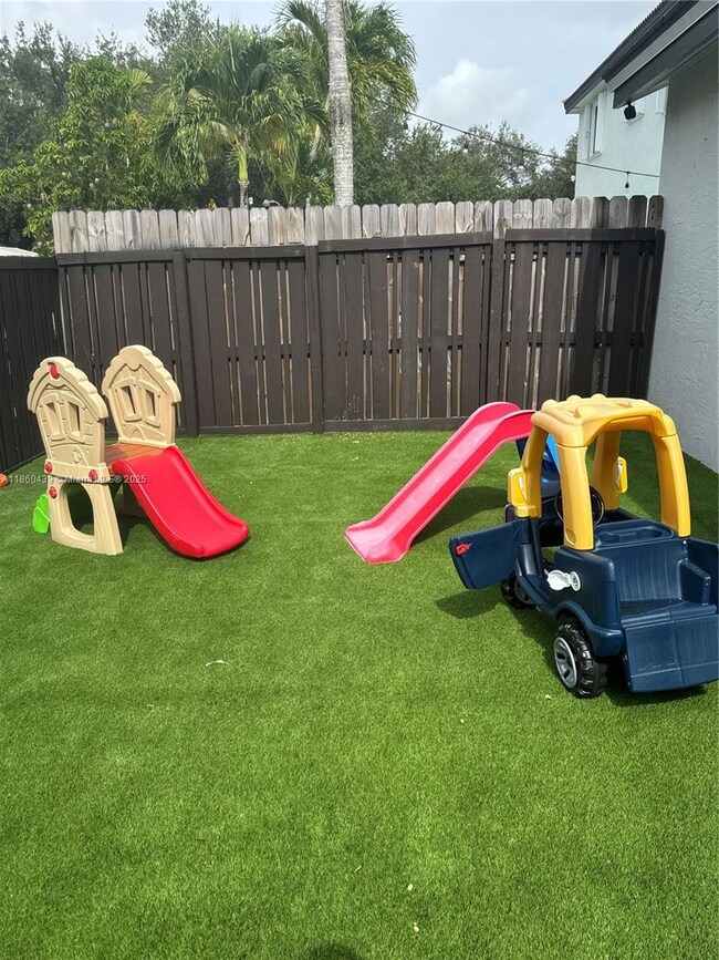 8848 NW 188th St, Hialeah, FL 33018 - photo 6