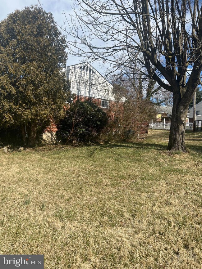 3319 Kerry Rd, Gwynn Oak, MD 21207 - photo 3