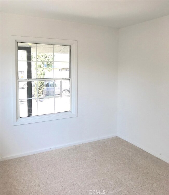 11708 Parmelee Ave, Los Angeles, CA 90059 - photo 7