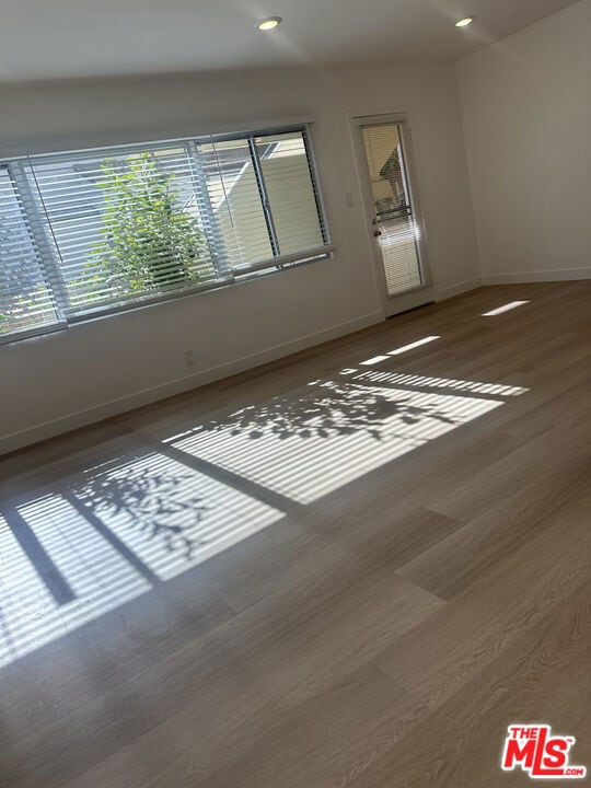 228 S Doheny Dr unit 4, Beverly Hills, CA 90211 - photo 2