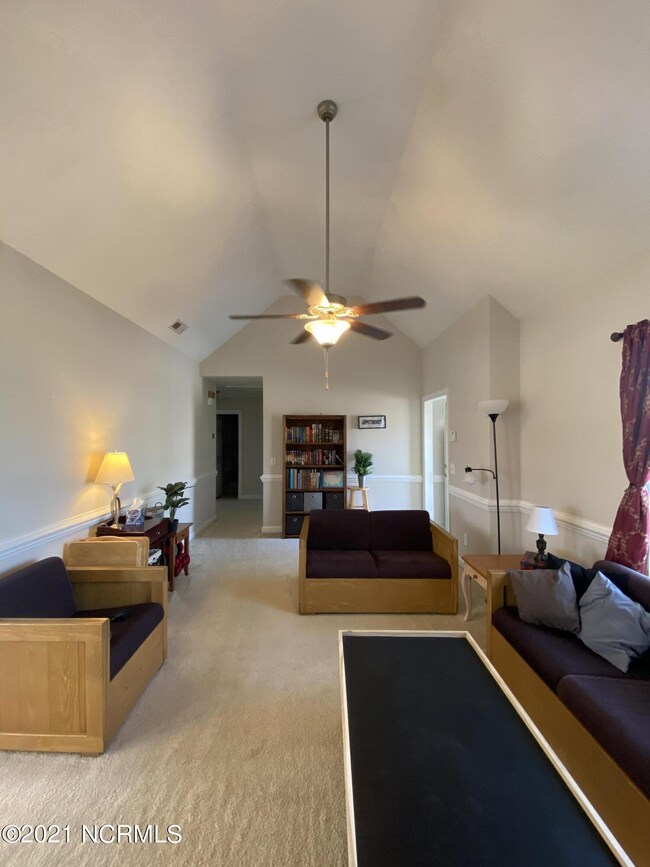 3701 Tifgreen Dr, Greenville, NC 27834 - photo 5