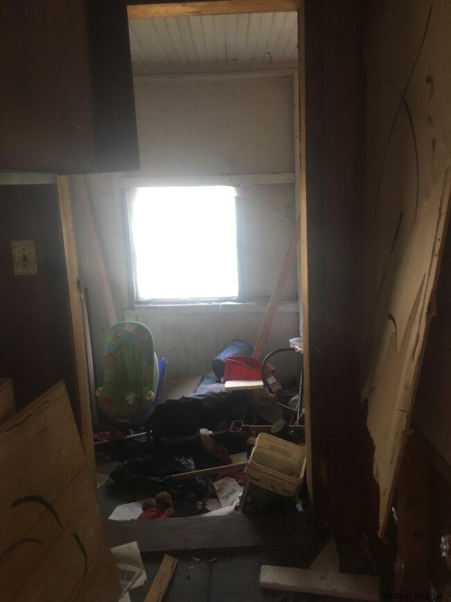 1021 Davis Terrace, Schenectady, NY 12303 - photo 2