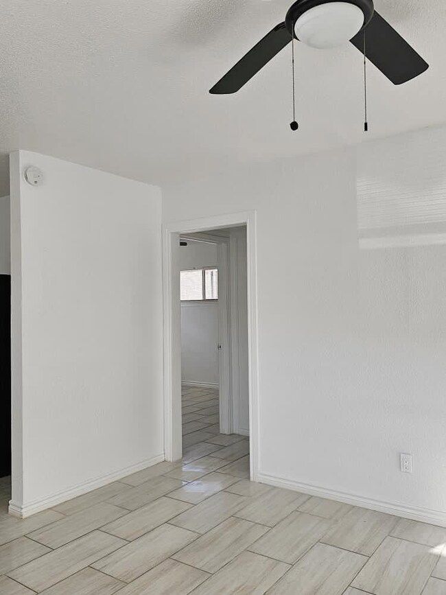 3825 Mount Pleasant St, Houston, TX 77021 - photo 5