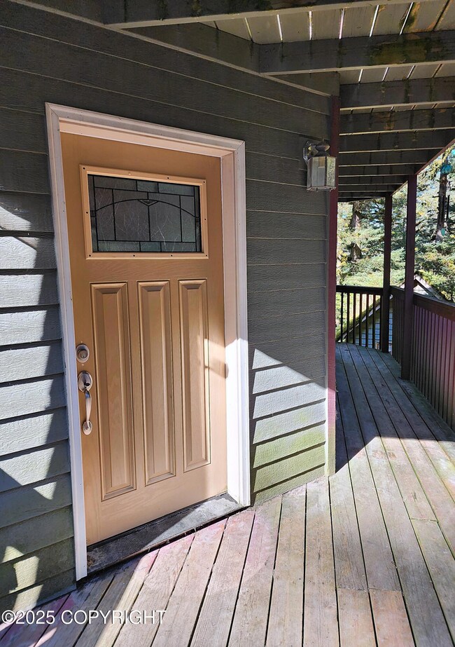 3291 Lake View Dr, Kodiak, AK 99615 - photo 6