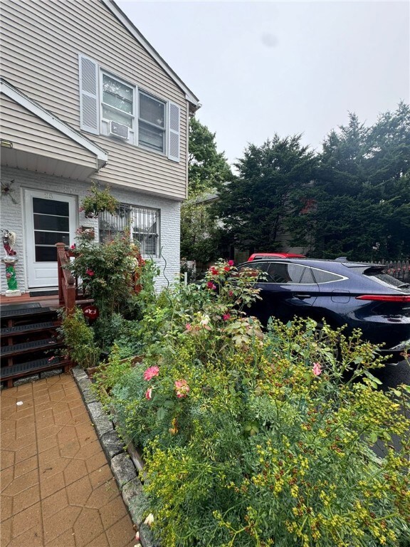 25 Atlas St unit 27, Providence, RI 02904 - photo 2