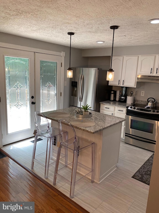 7 Capland Ct, Perry Hall, MD 21128 - photo 2