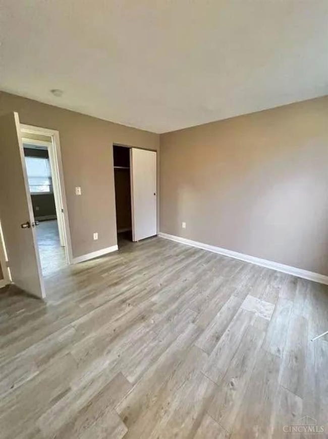 3384 Ninann Ct, Cincinnati, OH 45211 - photo 3