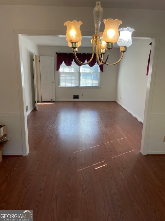 1215 Sharonton Dr, Stone Mountain, GA 30083 - photo 3