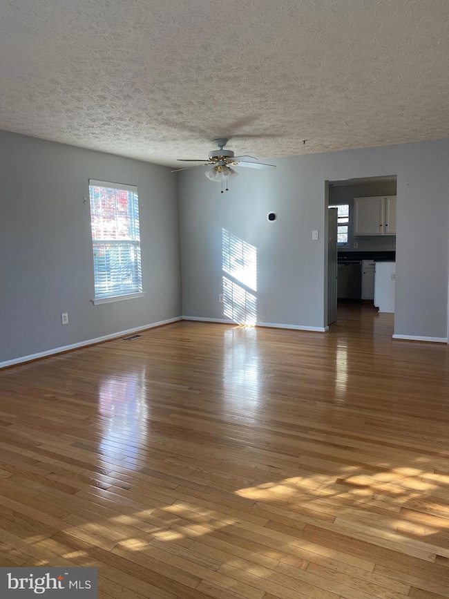 3282 Halcyon Ct, Ellicott City, MD 21043 - photo 4