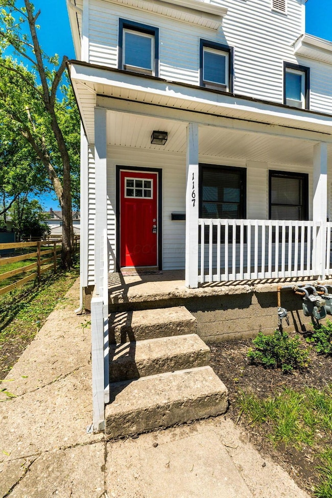 1165 Wager St (Exterior)-6