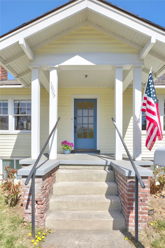 1609 Browne Ave, Yakima, WA 98902 - photo 2