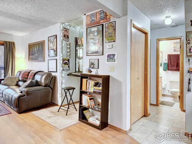 2992 Shadow Creek Dr unit 102, Boulder, CO 80303 - photo 3