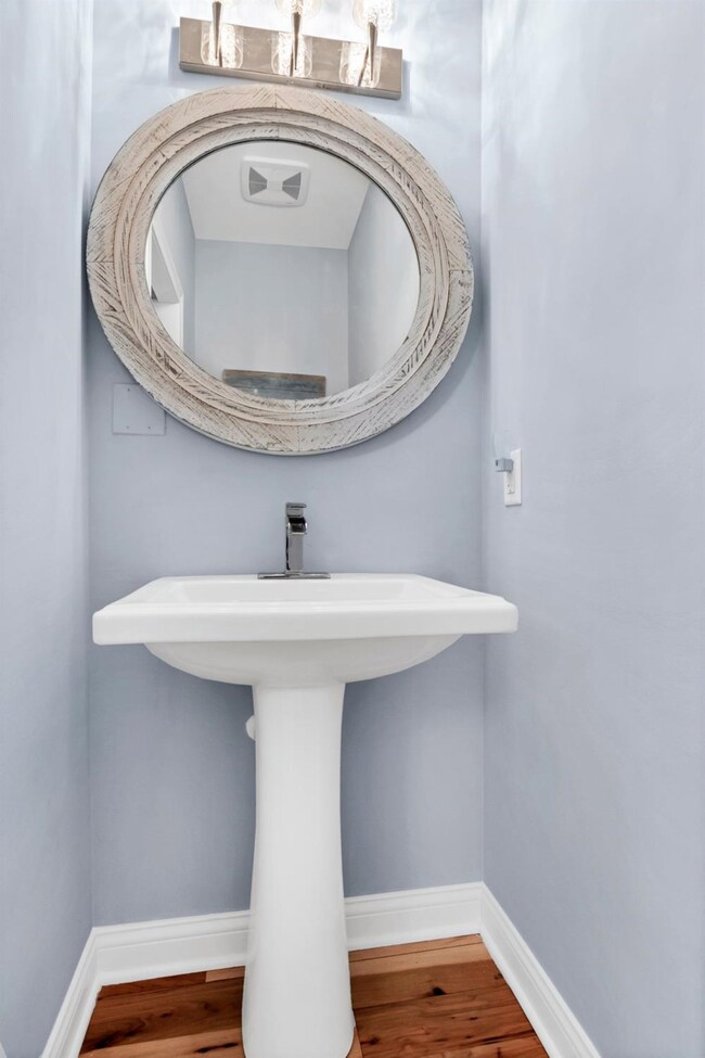 866 Sylvia Ln, Crown Point, IN 46307 - photo 7