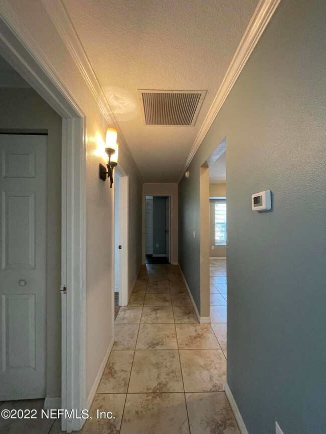 22113 SW Edgewater Blvd, Dunnellon, FL 34431 - photo 4