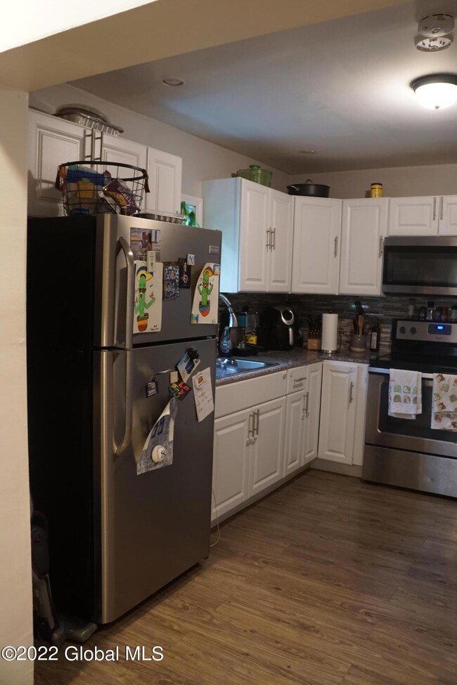 1st floor - kitchen