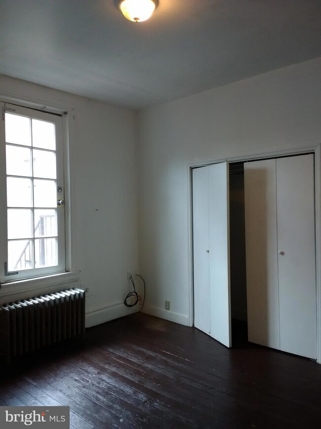 146 N 5th St unit 3F, Reading, PA 19601 - photo 6