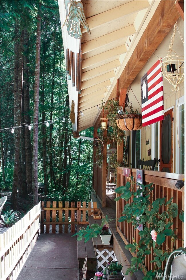 18229 Park Ln SE, Yelm, WA 98597 - photo 2