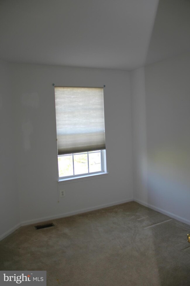 6117 Silver Arrows Way, Columbia, MD 21045 - photo 5