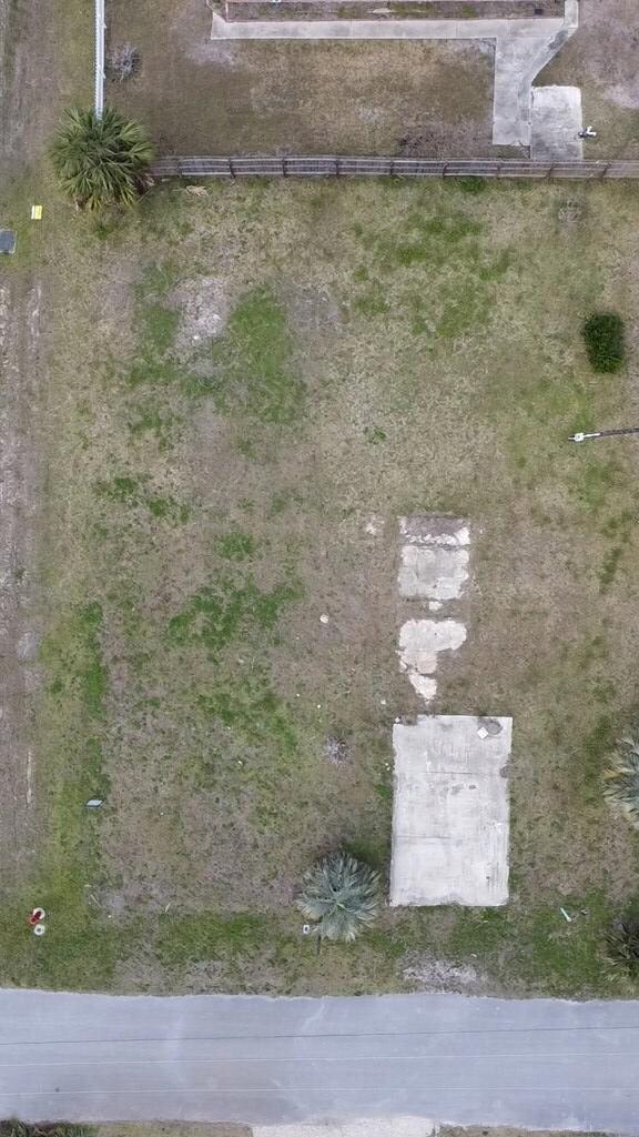 201 Louisiana Dr, Mexico Beach, FL 32456 - photo 3