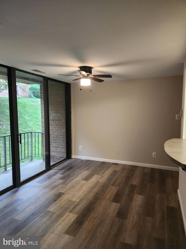 509 N Armistead St unit 101, Alexandria, VA 22312 - photo 4