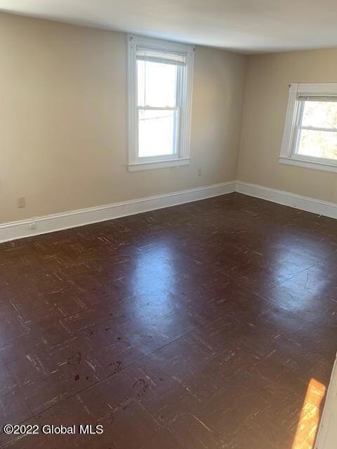 Kingsley Living Room Blank