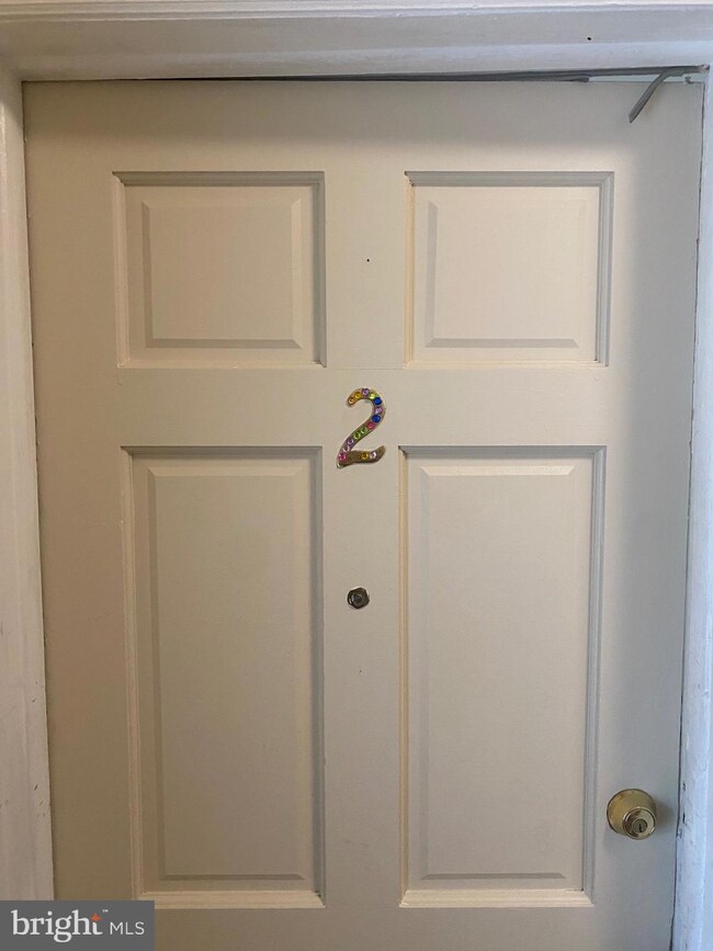 725 W Broad St unit 2, Quakertown, PA 18951 - photo 2