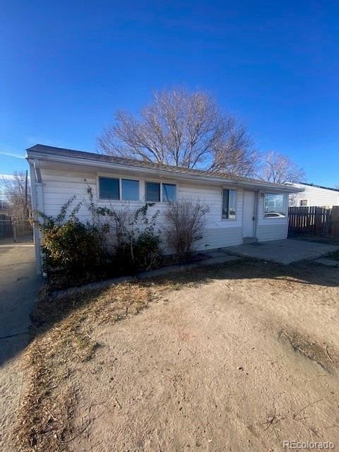 6331 Quebec St, Commerce City, CO 80022 - photo 2