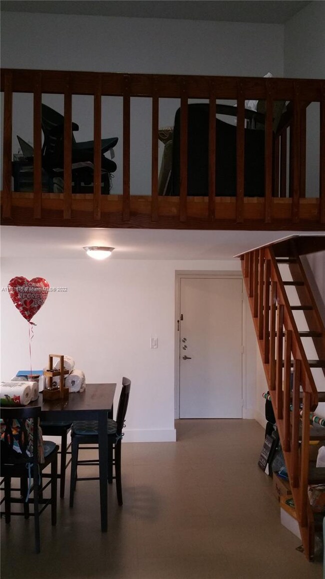 DINNING ROOM & STAIRS