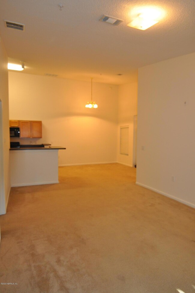 5201 Playpen Dr unit 12, Jacksonville, FL 32210 - photo 7