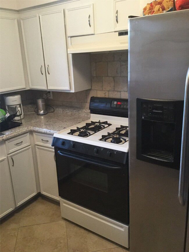 6118 Rietta St, Houston, TX 77016 - photo 7