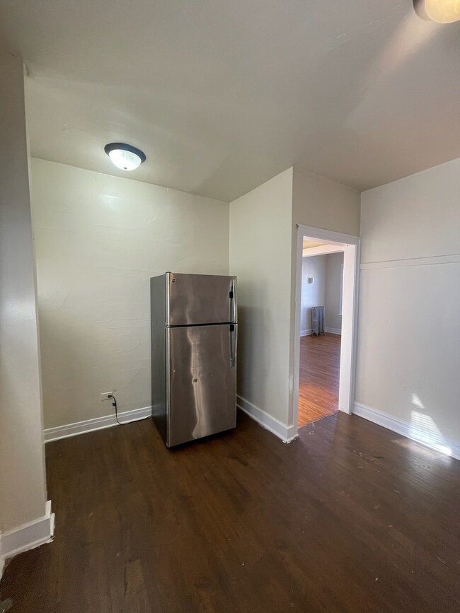 115 E 68th St unit 2A, Chicago, IL 60637 - photo 5