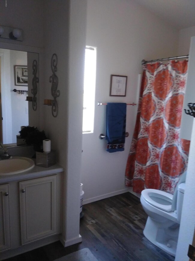 another view bathroom