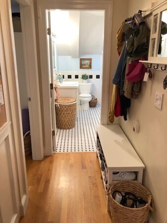 12 Davis Ct unit 3, Brookline, MA 02445 - photo 4