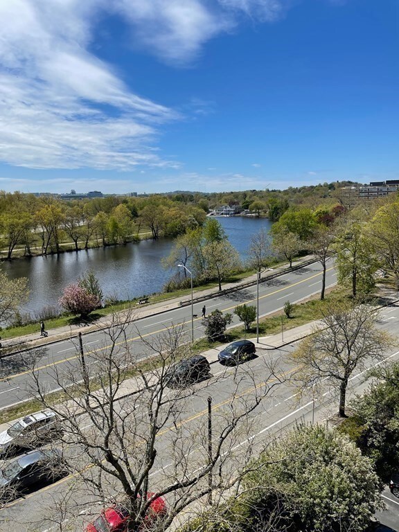 221 Mt Auburn unit 606, Cambridge, MA 02138 - photo 6