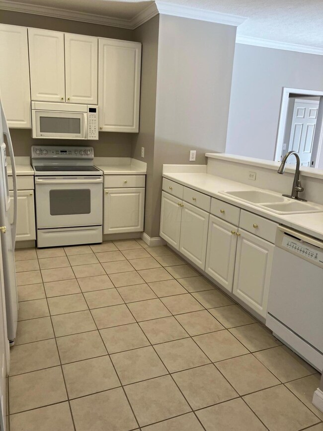 Kitchen 5