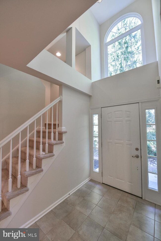 806 Coventry Pointe Ln, Pottstown, PA 19465 - photo 5