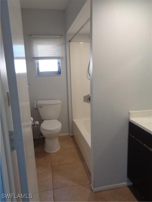 Main Full Bathroom