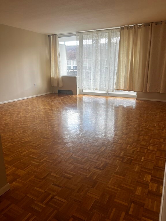 Executive House unit 302, Worcester, MA 01609 - photo 6