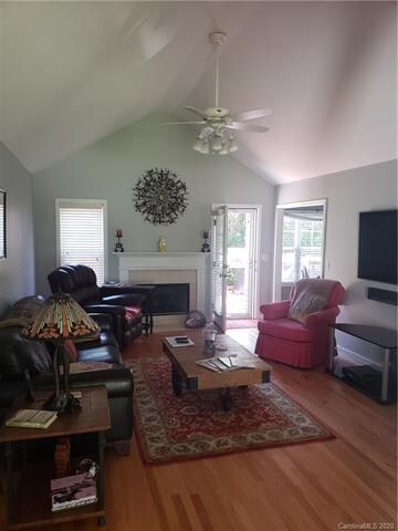 1414 Stonebriar Ln, Clover, SC 29710 - photo 7