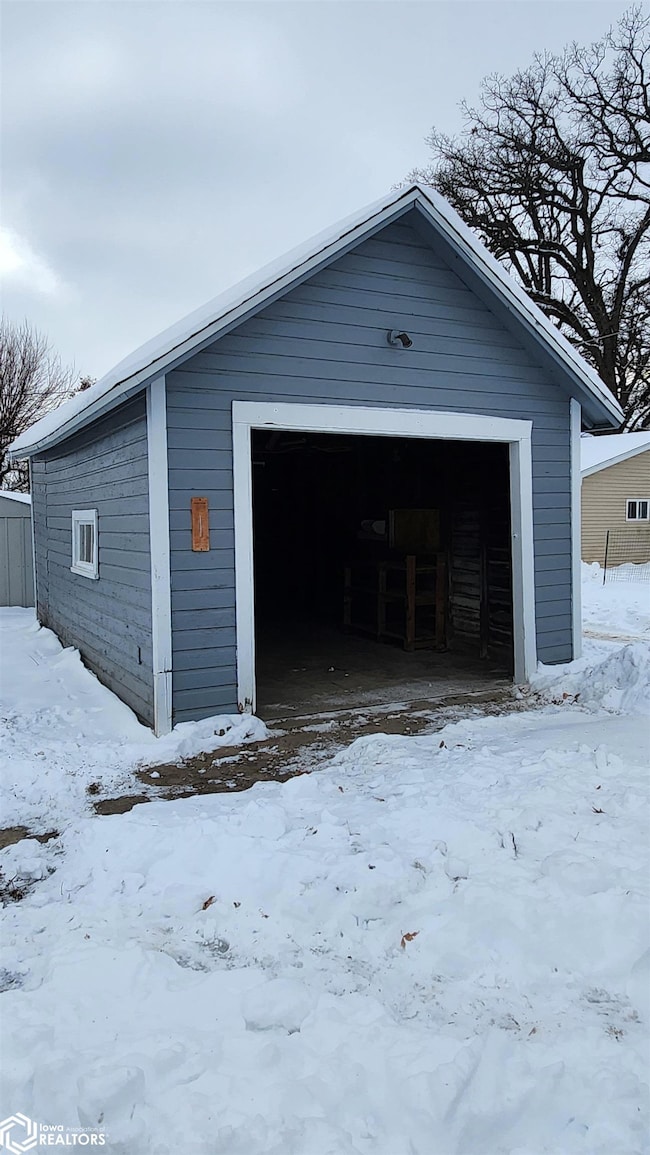 1511 State St, Tama, IA 52339 - photo 5