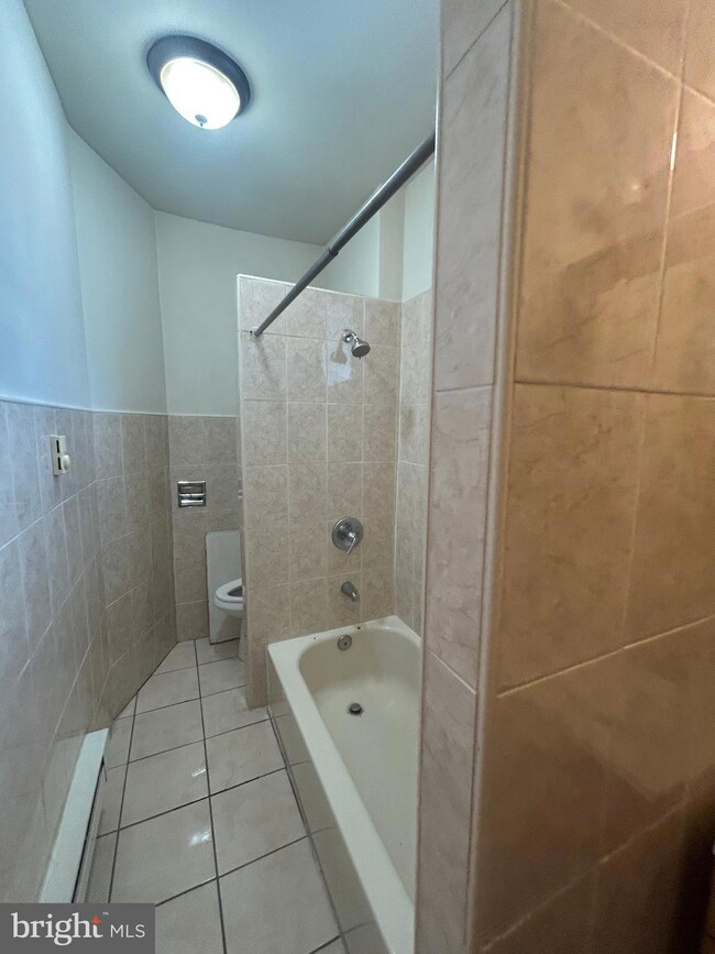 1628 N 52nd St unit 3, Philadelphia, PA 19131 - photo 7