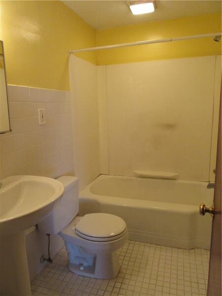 Full bath on the main floor