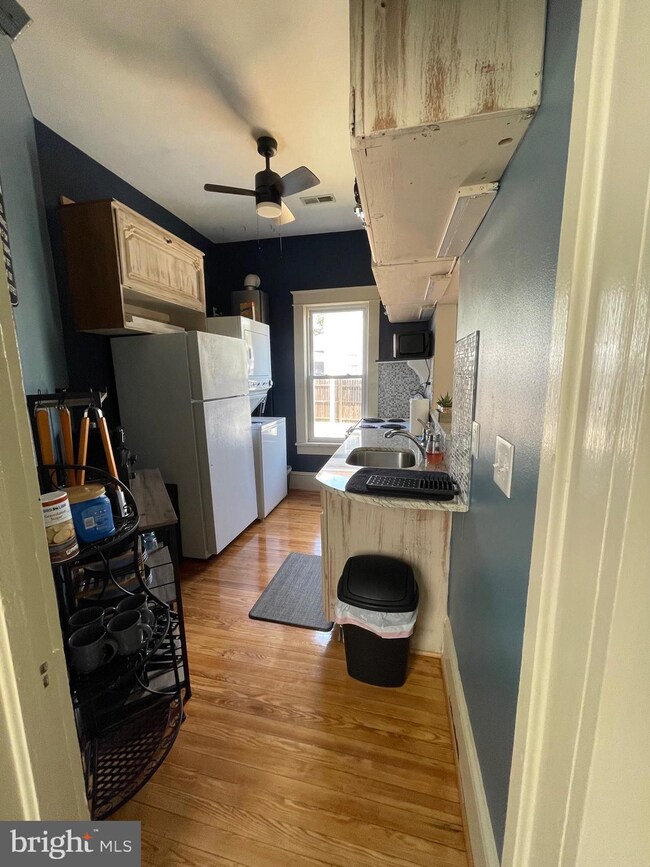 219 Boundary St, Colonial Beach, VA 22443 - photo 5