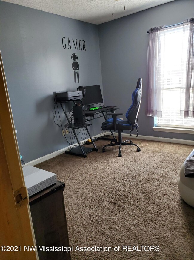 157162296_519055212827567_81484496174108