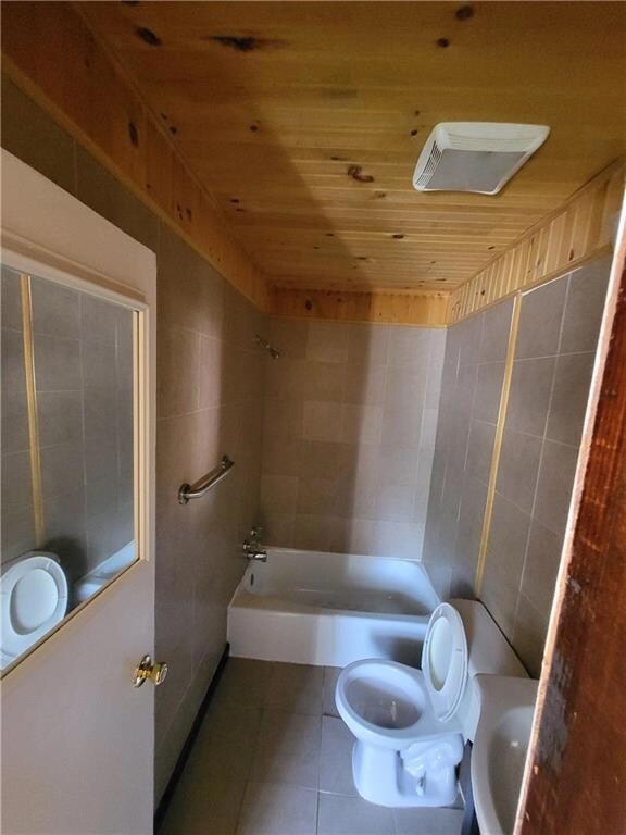 501 N Railroad St unit 1, Tamaqua, PA 18252 - photo 7