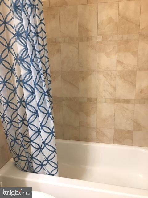 18217 Swiss Cir unit 280, Germantown, MD 20874 - photo 2