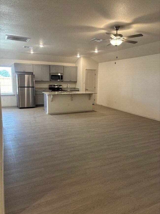 2509 S Co Road 1101, Midland, TX 79706 - photo 4