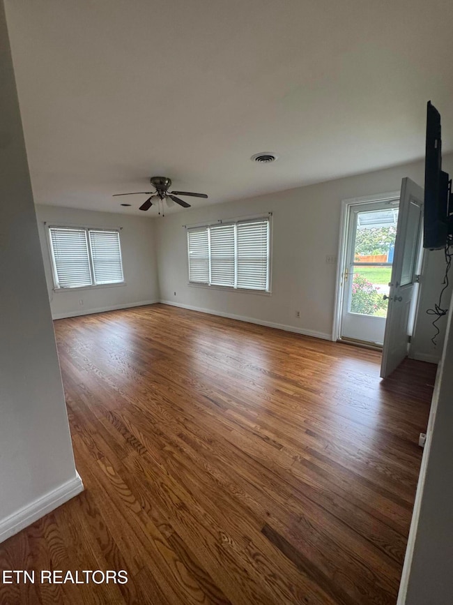 1633 Old Newport Hwy, Newport, TN 37821 - photo 2